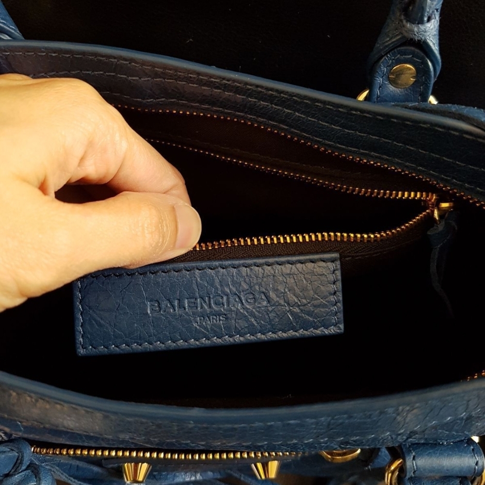 Balenciaga Classic City Blue Leather Bag - Picture 2 of 4